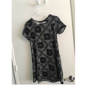 Black Paisley short sleeve dress